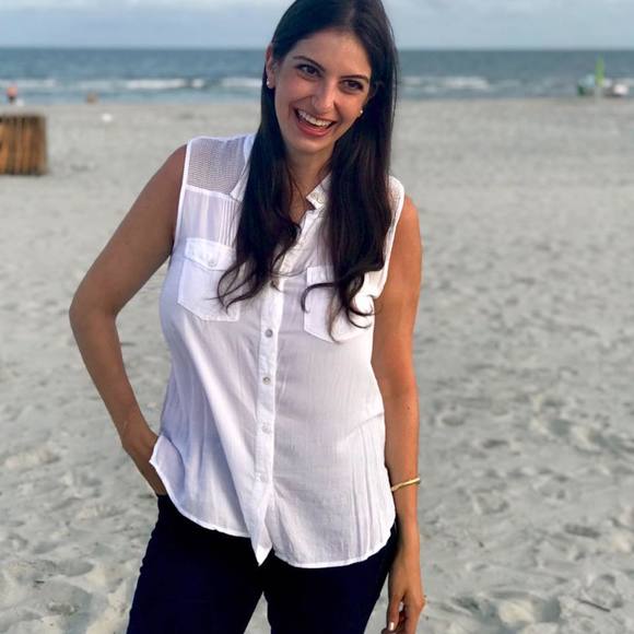 Meet your Posher, Rebecca - Picture 1 of 1